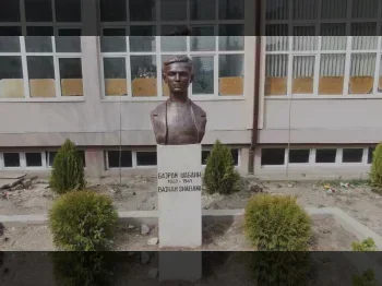 76-ta generacija polumaturanti 1